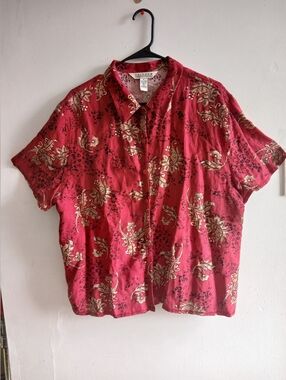 JohnPaulRichard Red Paisley Short-Sleeve Button-Down Shirt